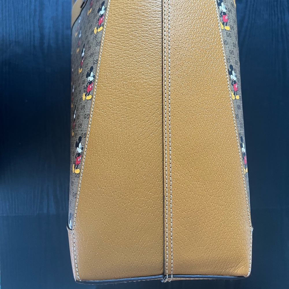 Gucci x Disney Tote - Picture 6 of 12